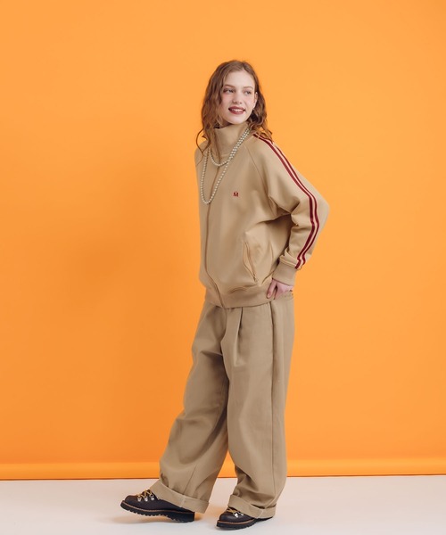 MUHET（ミュエータ）の「トラックジャケット（ジャージ・レディース・ベージュ/チャコールグレー/ライトブルー・X-LARGE/MEDIUM）」の21枚目の写真