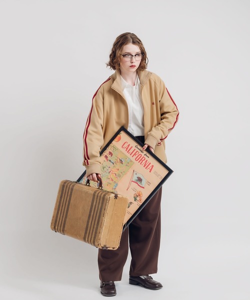 MUHET（ミュエータ）の「トラックジャケット（ジャージ・レディース・ベージュ/チャコールグレー/ライトブルー・X-LARGE/MEDIUM）」の13枚目の写真