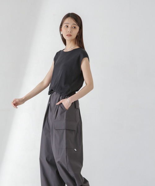 Russell Athletic(ラッセルアスレティック)の「RUSSELL ATHLETIC/ Ripstop Stretch Nylon Cargo(カーゴパンツ・レディース・ブラック/オフホワイト・M)」の7枚目の写真