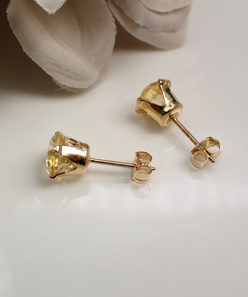HaRu*/宝石質天然石（6ｍｍスクエア型）／14kgfピアス（ピアス（両耳用））｜CERCA（チェルカ）