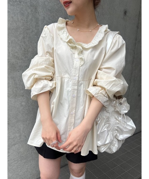 JUMELLE(ジュメロ)の「petit raffle blouse(シャツ/ブラウス・レディース・ベージュ・FREE)」の1枚目の写真