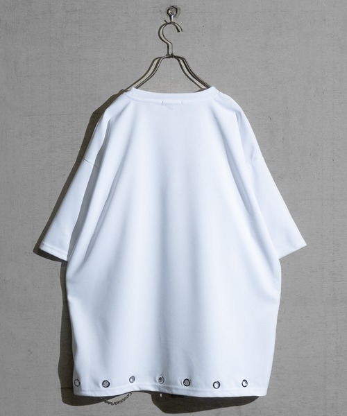 JOHN'S CLOSET(ジョンズクローゼット)の「【13】アイレットチェーン付 メタルロゴ BIG TEE(Tシャツ/カットソー・メンズ・ブラック/ホワイト・MEDIUM/LARGE)」の14枚目の写真