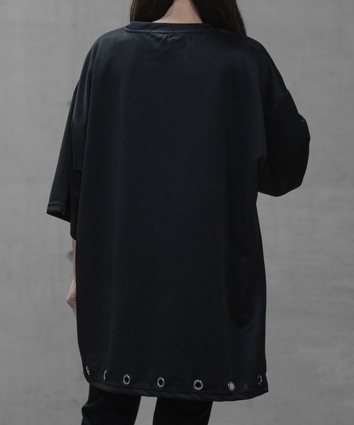 JOHN'S CLOSET(ジョンズクローゼット)の「【13】アイレットチェーン付 メタルロゴ BIG TEE(Tシャツ/カットソー・メンズ・ブラック/ホワイト・MEDIUM/LARGE)」の10枚目の写真