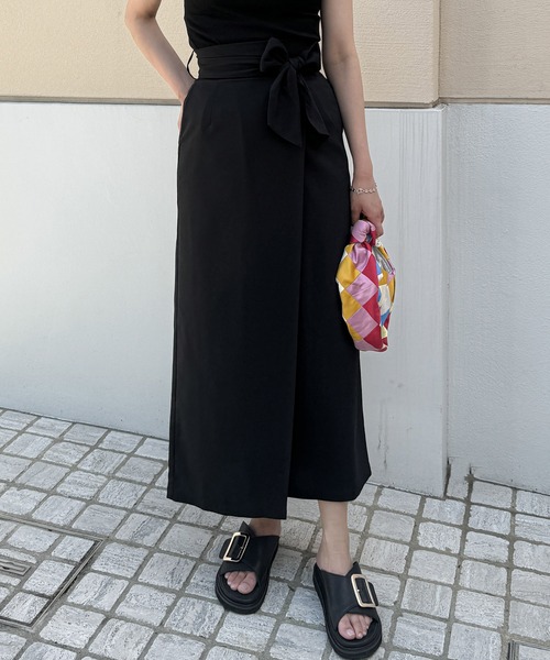 audrey and john wad（オードリーアンドジョンワッド）の「ラップ風ウエストリボンスカート -洗濯機洗い可-（スカート・レディース・チャコールグレー/サンドベージュ/ブラック・マルチサイズ）」の20枚目の写真