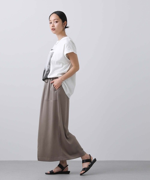 Gready Brilliant(グレディブリリアン)の「FOGGYフォトカットソーFR(Tシャツ/カットソー・レディース・オフホワイト/グレイッシュベージュ・38)」の15枚目の写真