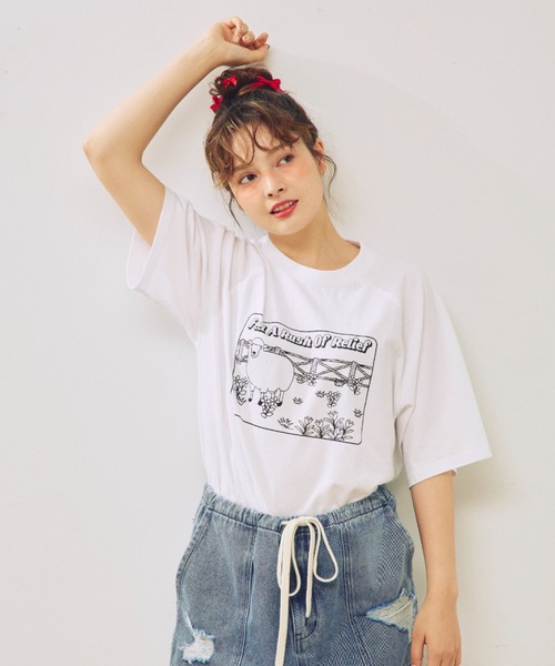 anoco no oheya(アノコノオへヤ)の「sheep big T(Tシャツ/カットソー・レディース・イエロー/ホワイト/アイボリー・FREE)」の9枚目の写真