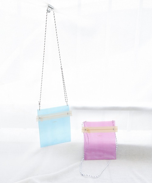 ACCOMMODE(アコモデ)の「パターンカラップケース(ショルダーバッグ・レディース・ピンク/ライトブルー/ブラック/クリア/イエロー/パープル/オレンジ/ミント/ベージュ・FREE)」の20枚目の写真