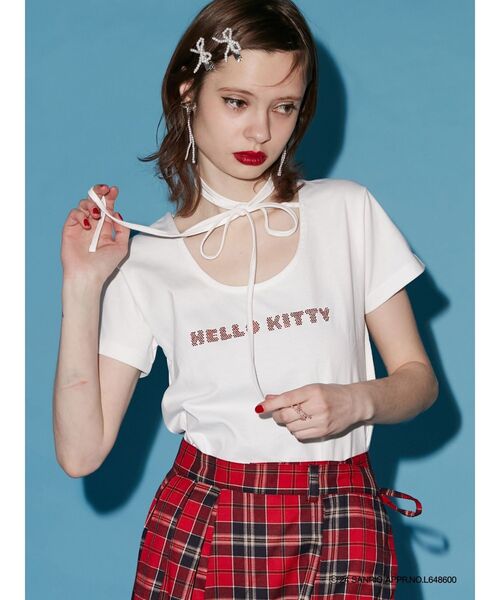 jouetie(ジュエティ)の「【ハローキティコラボ】jouetie×ハローキティ ラインストーンネックリボンTシャツ(Tシャツ/カットソー・レディース・オフホワイト/ブラック・MEDIUM)」の20枚目の写真