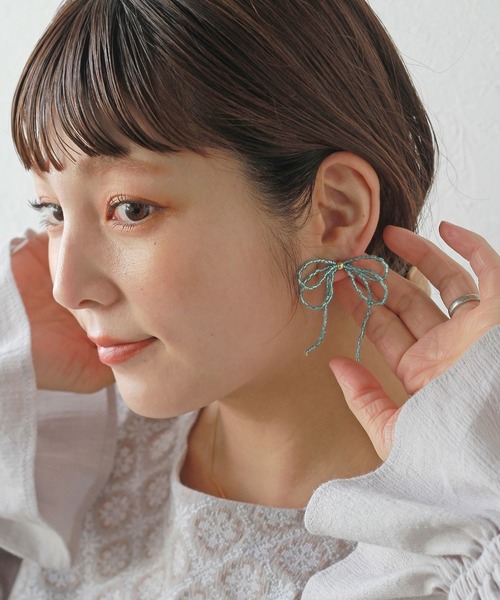 Crisp（クリスプ）の「ビーズリボンピアス（ピアス（両耳用）・レディース・ブルー/ピンク・FREE）」の4枚目の写真