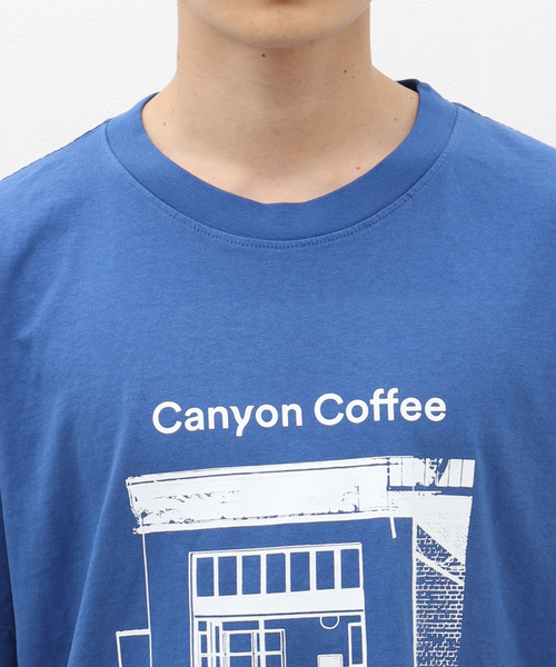 EDIFICE(エディフィス)の「canyon coffee T-Shirt(Tシャツ/カットソー・メンズ・コバルトブルー/アイボリー・MEDIUM/LARGE)」の8枚目の写真