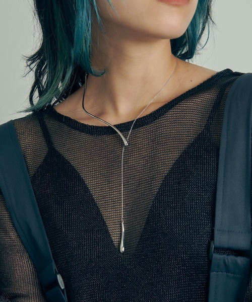 GOLDY(ゴールディ)の「カーブド メタル ”Y"シェイプ ネックレス(ネックレス・レディース・ピンク系その他/シルバー/ゴールド・FREE)」の3枚目の写真