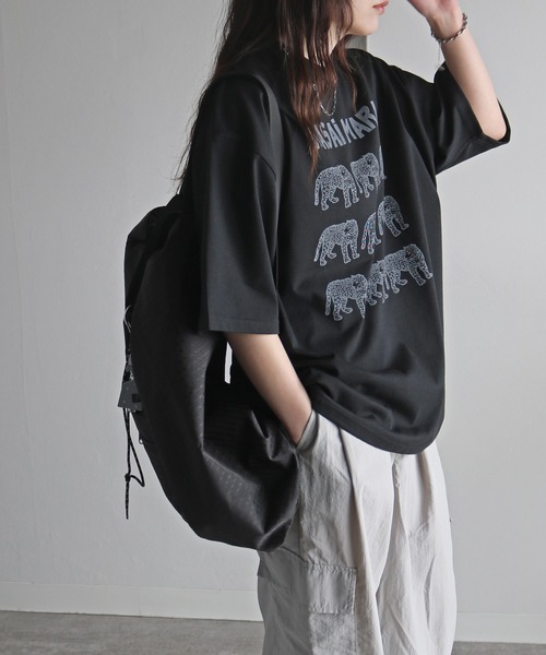 COURO(コウロ)の「アニマルプリントTシャツ(Tシャツ/カットソー・レディース・ブラック/ダークグリーン/ブルー/ホワイト/オレンジ/ネイビー・M/L/XL)」の11枚目の写真