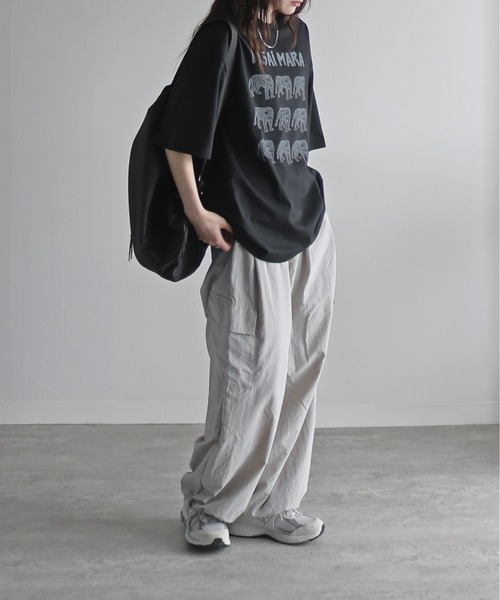 COURO(コウロ)の「アニマルプリントTシャツ(Tシャツ/カットソー・レディース・ブラック/ダークグリーン/ブルー/ホワイト/オレンジ/ネイビー・M/L/XL)」の12枚目の写真