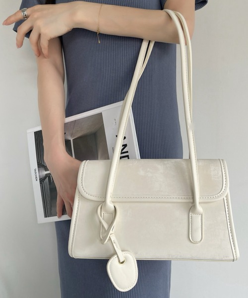 Ada.（エイダ）の「スウェードタッチ パイピング ロング ハンドル スクエアバッグ（ハンドバッグ・レディース・ブラウン/アイボリー/ブラック・FREE）」の10枚目の写真