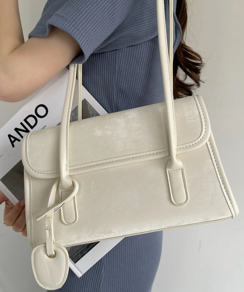 Ada.（エイダ）の「スウェードタッチ パイピング ロング ハンドル スクエアバッグ（ハンドバッグ・レディース・ブラウン/アイボリー/ブラック・FREE）」の9枚目の写真