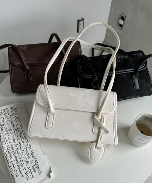 Ada.（エイダ）の「スウェードタッチ パイピング ロング ハンドル スクエアバッグ（ハンドバッグ・レディース・ブラウン/アイボリー/ブラック・FREE）」の4枚目の写真