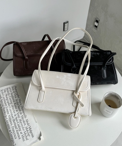 Ada.（エイダ）の「スウェードタッチ パイピング ロング ハンドル スクエアバッグ（ハンドバッグ・レディース・ブラウン/アイボリー/ブラック・FREE）」の5枚目の写真