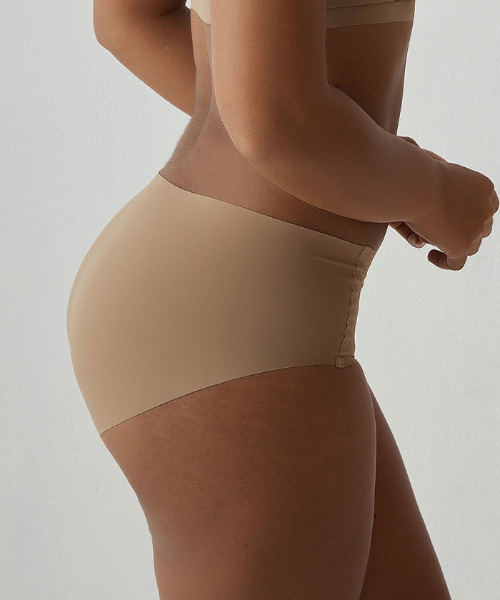 VIVID LADY(ビビッドレディー)の「HUGDAY シームレスヒップハンガーパンツ シームレス(ショーツ・レディース・ライトベージュ/ラベンダー/オリーブ/アイボリー/ブラック/チャコールグレー/ブラウン/グレー・X-LARGE/MEDIUM/LARGE)」の10枚目の写真