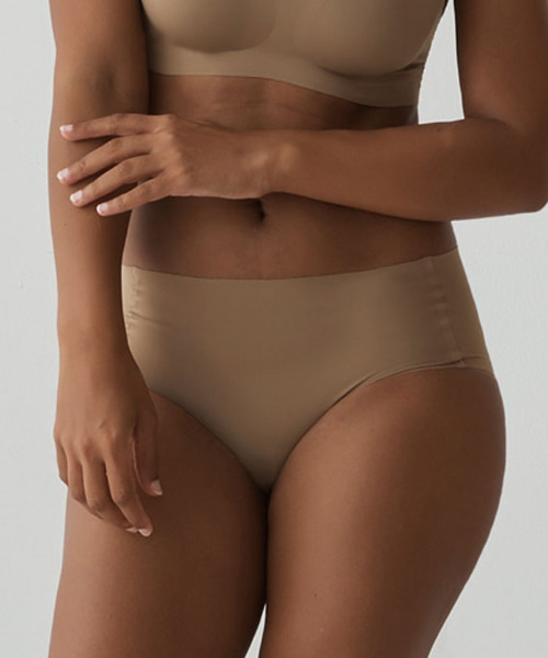 VIVID LADY(ビビッドレディー)の「HUGDAY シームレスヒップハンガーパンツ シームレス(ショーツ・レディース・ライトベージュ/ラベンダー/オリーブ/アイボリー/ブラック/チャコールグレー/ブラウン/グレー・X-LARGE/MEDIUM/LARGE)」の12枚目の写真