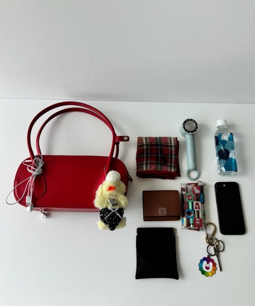 Birthday room（バースデイルーム）の「スクエアボストンバッグ / square boston bag（ボストンバッグ・レディース・レッド/ブラック/ライトブルー/シルバー・FREE）」の6枚目の写真