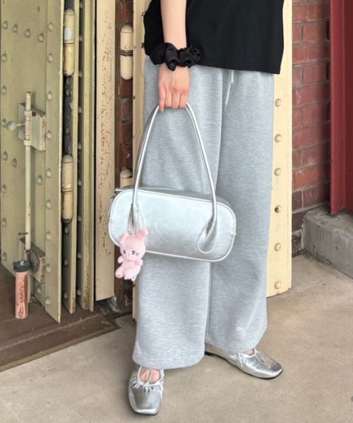 Birthday room（バースデイルーム）の「スクエアボストンバッグ / square boston bag（ボストンバッグ・レディース・レッド/ブラック/ライトブルー/シルバー・FREE）」の10枚目の写真