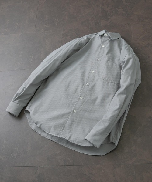 URBAN RESEARCH ROSSO MEN(アーバンリサーチロッソメン)の「シャドーストライプリラックスシャツ(シャツ/ブラウス・メンズ・ホワイト/ネイビー/グレー・MEDIUM/LARGE)」の2枚目の写真