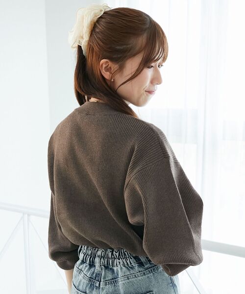 MAJESTIC LEGON（マジェスティックレゴン）の「【全13色でカラバリ豊富/着回し力抜群】ボリュームスリーブニット（ニット/セーター・レディース・ピンク/ボルドー/アイボリー/ブラック/ブルー/グレー/ベージュ/イエロー/ピンク系その他/ブラウン/ミント/コバルトブルー/ネイビー・MEDIUM）」の20枚目の写真