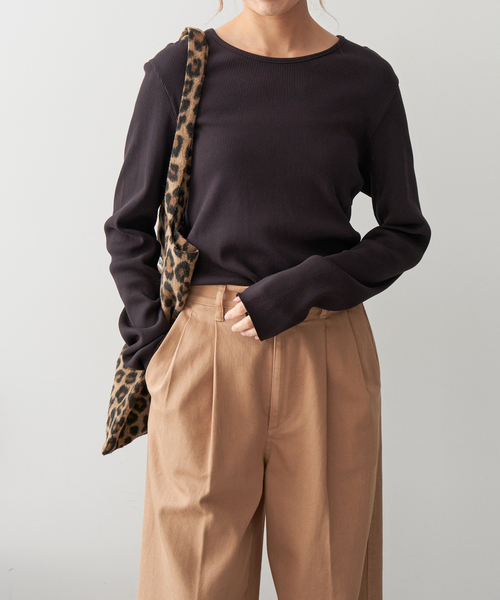 LORO(ロロ)の「Loro / ローロ 2WAY Twist Long Tee(Tシャツ/カットソー・レディース・ブラック/アイボリー・FREE)」の9枚目の写真