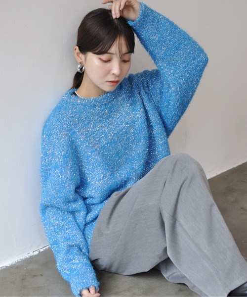 Meli rich(メリーリッチ)の「フェザーニットプルオーバー(ニット/セーター・レディース・アイボリー/ブラック/ターコイズブルー/オフホワイト/ブラック系その他/グレー・MEDIUM)」の6枚目の写真