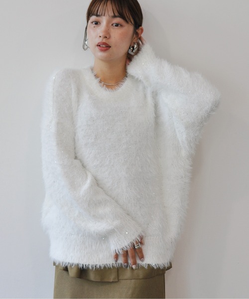 Meli rich(メリーリッチ)の「フェザーニットプルオーバー(ニット/セーター・レディース・アイボリー/ブラック/ターコイズブルー/オフホワイト/ブラック系その他/グレー・MEDIUM)」の16枚目の写真