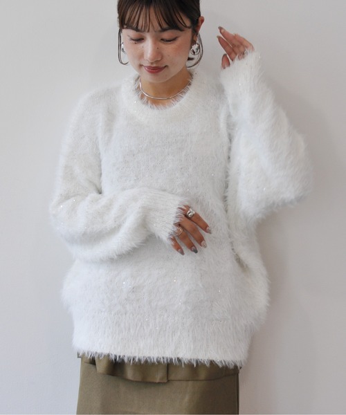 Meli rich(メリーリッチ)の「フェザーニットプルオーバー(ニット/セーター・レディース・アイボリー/ブラック/ターコイズブルー/オフホワイト/ブラック系その他/グレー・MEDIUM)」の11枚目の写真