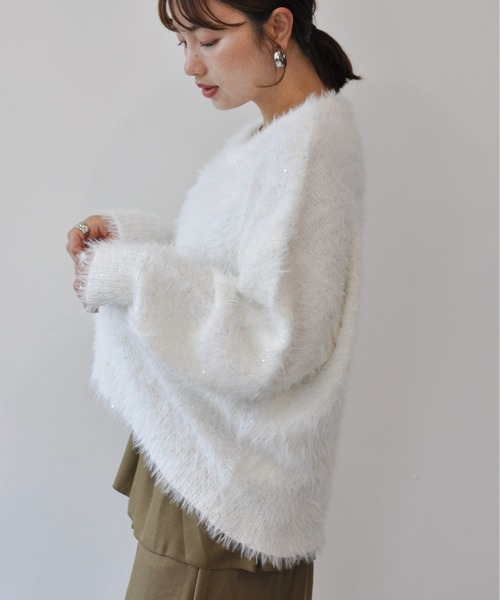 Meli rich(メリーリッチ)の「フェザーニットプルオーバー(ニット/セーター・レディース・アイボリー/ブラック/ターコイズブルー/オフホワイト/ブラック系その他/グレー・MEDIUM)」の13枚目の写真