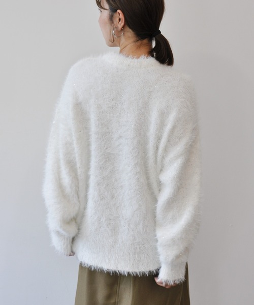 Meli rich(メリーリッチ)の「フェザーニットプルオーバー(ニット/セーター・レディース・アイボリー/ブラック/ターコイズブルー/オフホワイト/ブラック系その他/グレー・MEDIUM)」の14枚目の写真