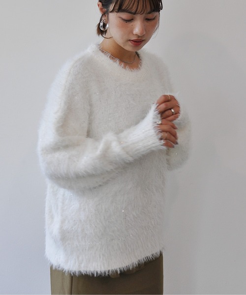 Meli rich(メリーリッチ)の「フェザーニットプルオーバー(ニット/セーター・レディース・アイボリー/ブラック/ターコイズブルー/オフホワイト/ブラック系その他/グレー・MEDIUM)」の15枚目の写真