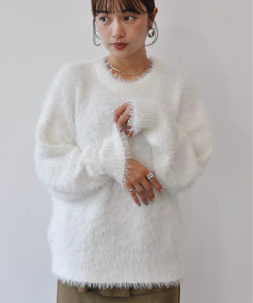 Meli rich(メリーリッチ)の「フェザーニットプルオーバー(ニット/セーター・レディース・アイボリー/ブラック/ターコイズブルー/オフホワイト/ブラック系その他/グレー・MEDIUM)」の17枚目の写真