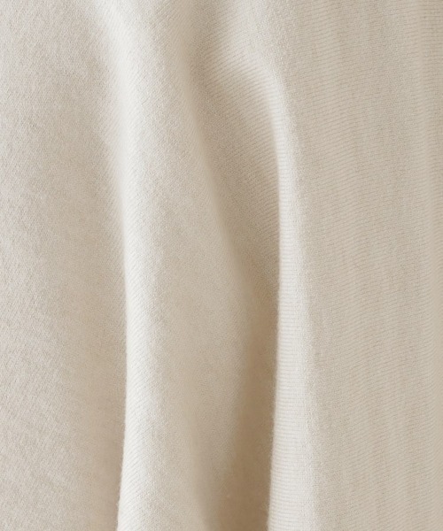 couture brooch（クチュールブローチ）の「【美シルエットニット】リボン2WAYフェイクパール袖ドルマンニット（ニット/セーター・レディース・アイボリー/ライトグレー/ブラック/ボルドー/グレー系4・38/42）」の13枚目の写真