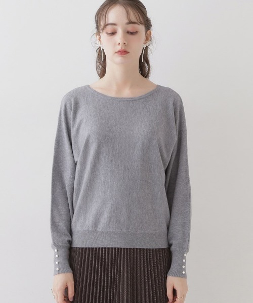 couture brooch（クチュールブローチ）の「【美シルエットニット】リボン2WAYフェイクパール袖ドルマンニット（ニット/セーター・レディース・アイボリー/ライトグレー/ブラック/ボルドー/グレー系4・38/42）」の18枚目の写真