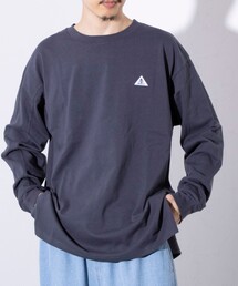【GEVACO/ゲバコ】ワンポイントロゴ クルーネック 長袖Tシャツ サイドスリット