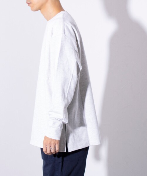 GEVACO（ゲバコ）の「【GEVACO/ゲバコ】ワンポイントロゴ クルーネック 長袖Tシャツ サイドスリット（Tシャツ/カットソー・メンズ・レッド/チャコールグレー/ホワイト/イエロー/オートミール・S/M/L）」の11枚目の写真