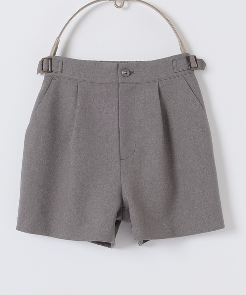 Honeys(ハニーズ)の「脇ベルト付ショートパンツ(その他パンツ・レディース・チャコール/アイボリー/ブラック・SS/S/M/L/LL)」の17枚目の写真