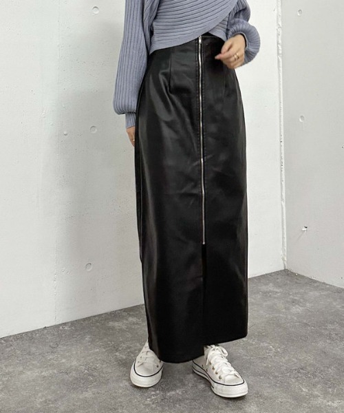 archives（アルシーヴ）の「ＦＺＩＰフェイクレザータイトスカート（スカート・レディース・ブラック/ブラウン・MEDIUM）」の4枚目の写真