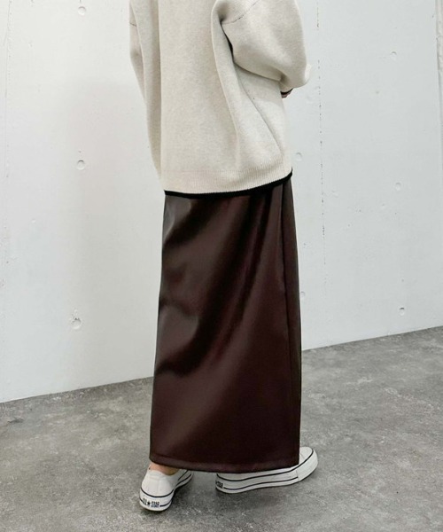 archives（アルシーヴ）の「ＦＺＩＰフェイクレザータイトスカート（スカート・レディース・ブラック/ブラウン・MEDIUM）」の14枚目の写真