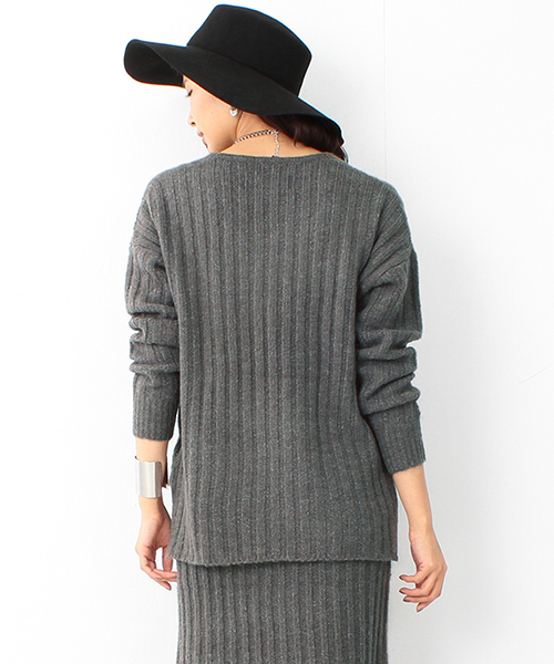 BEAMS LIGHTS Women's（ビームスライツ ウィメンズ）の「BEAMS LIGHTS / Vネックワイドリブ プルオーバー（ニット/セーター・レディース・オフホワイト/グレー/オリーブ・ONE SIZE）」の22枚目の写真