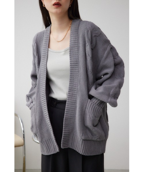 AZUL by moussy(アズールバイマウジー)の「シェニールケーブルニットロングカーディガン(カーディガン/ボレロ・レディース・ブラック/アイボリー/ダークグリーン/ライトグレー・SMALL/MEDIUM)」の3枚目の写真