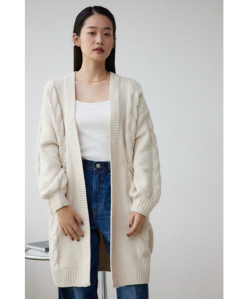 AZUL by moussy(アズールバイマウジー)の「シェニールケーブルニットロングカーディガン(カーディガン/ボレロ・レディース・ブラック/アイボリー/ダークグリーン/ライトグレー・SMALL/MEDIUM)」の5枚目の写真