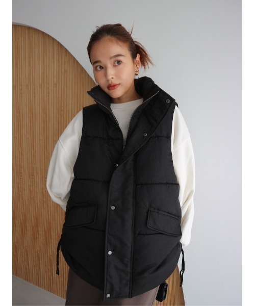 TRUNC（トランクエイティーエイト）の「Side Shirring Patted Vest（ダウンベスト・レディース・ブラック/アイボリー・FREE）」の10枚目の写真