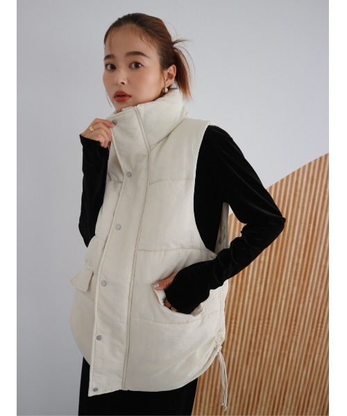 TRUNC（トランクエイティーエイト）の「Side Shirring Patted Vest（ダウンベスト・レディース・ブラック/アイボリー・FREE）」の20枚目の写真