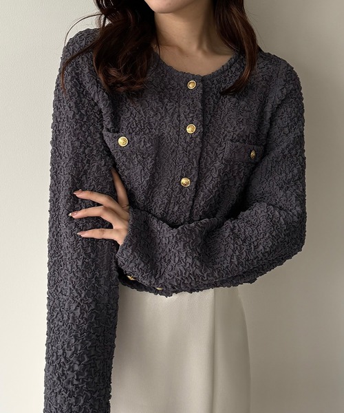 mipiarl(ミピアール)の「ぽこぽこ金ボタントップス(薄手、裏地なし)(Tシャツ/カットソー・レディース・ブラック/アイボリー/チャコール・SMALL/MEDIUM/LARGE)」の14枚目の写真