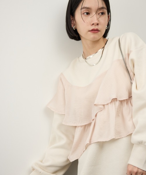 Shelly island（シェリーアイランド）の「サテンアシメフリルプルオーバー（スウェット・レディース・ホワイト/ブラック・FREE）」の14枚目の写真