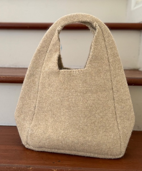 NOLITA LABORATORY（ノリータラボラトリー）の「【 NOLITA / ノリータ 】 ニット ハンドバッグ（ハンドバッグ・レディース・レッド/ブラウン/ベージュ・FREE）」の2枚目の写真